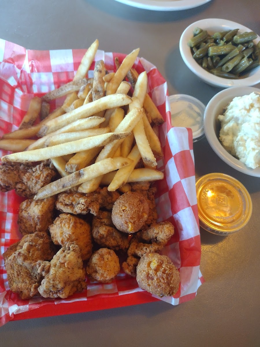 Pop's Dockside Grill-1